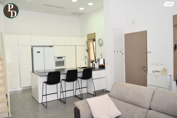 דו משפחתי, פרג, פרדסיה, פרדסיה