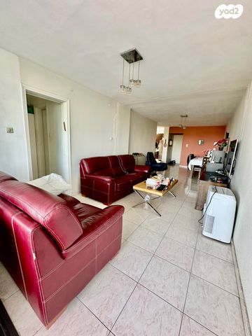 דירה, דרך ההגנה, נווה ברבור, כפר שלם מערב, תל אביב יפו