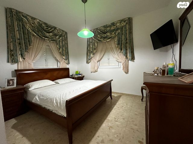 גג/ פנטהאוז, מטולה, קרית שרת מערב, חולון