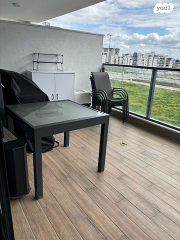 דירה, דולב, יצחק שמיר, נהריה