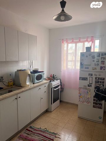 יד התשעה, שביב