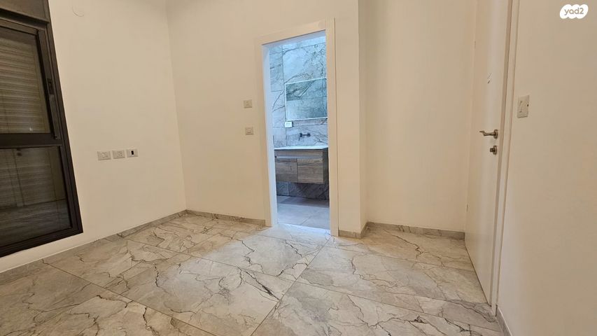 דירת גן, יעקב כספי, חיפה