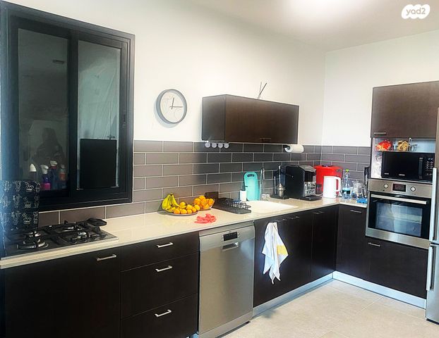 דירה, מנחם ארבר, נווה עופר, תל כביר, תל אביב יפו