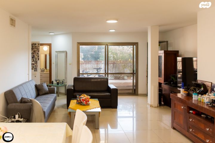 דירה, וייצמן 123, קרית שז"ר, רעננה