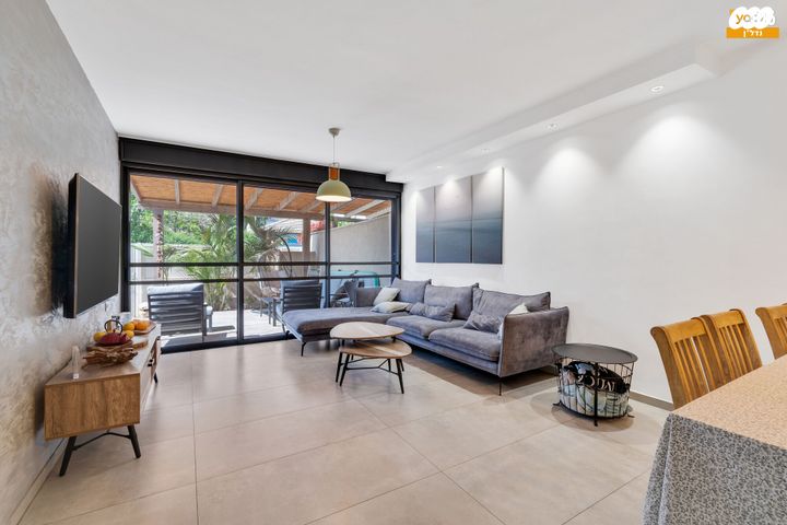 דו משפחתי, כצנלסון, ראשון לציון