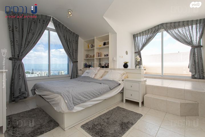 גג/ פנטהאוז, אחוזה, חיפה