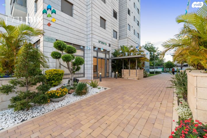 דירה, קלמן ביאלר 22, רחובות החדשה, רחובות