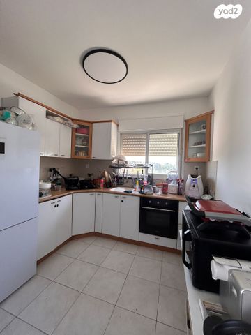 גג/ פנטהאוז, השקד, עין שרה, נהריה