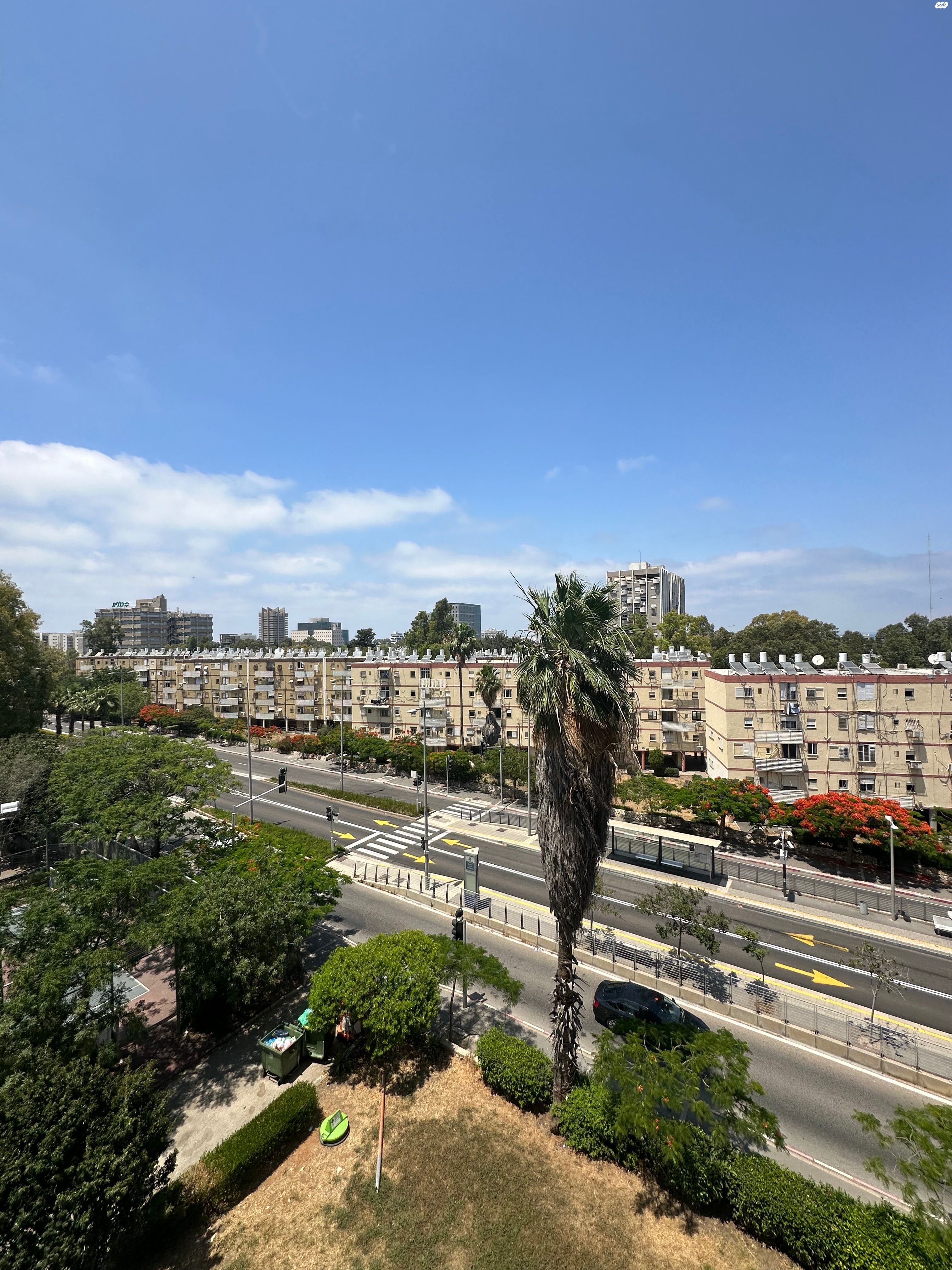 שדרות המגינים 129