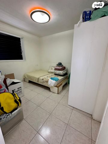 דירה, דרך ההגנה, נווה ברבור, כפר שלם מערב, תל אביב יפו