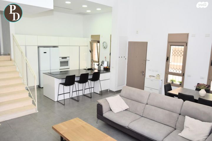 דו משפחתי, פרג, פרדסיה, פרדסיה