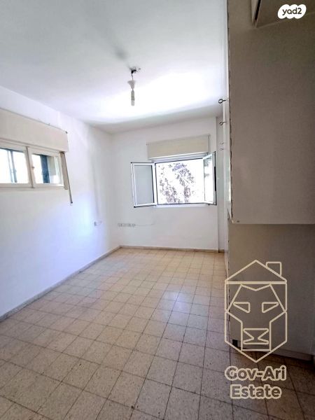 דירה, הפורצים, קטמון הישנה, ירושלים