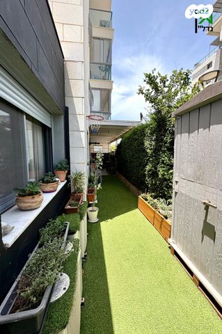 דירת גן, שדרות יצחק שמיר 5, גלי כרמל, טירת כרמל