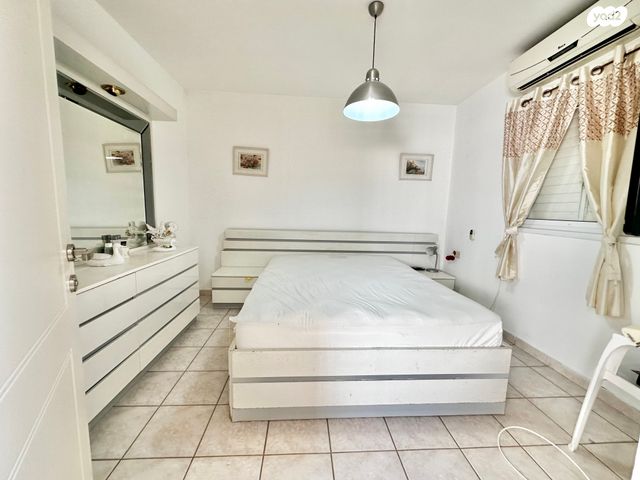 גג/ פנטהאוז, מטולה, קרית שרת מערב, חולון