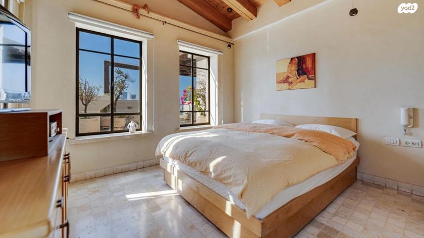 גג/ פנטהאוז, הכנסת, שטח 9, גבעתיים