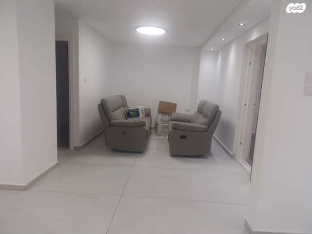 דו משפחתי, גיבורי ישראל, אופקים