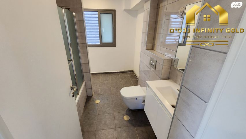 דירה, אלה, החורש, חריש