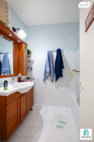 דירת גן, החרוב, נחלת בנימינה, בנימינה גבעת עדה