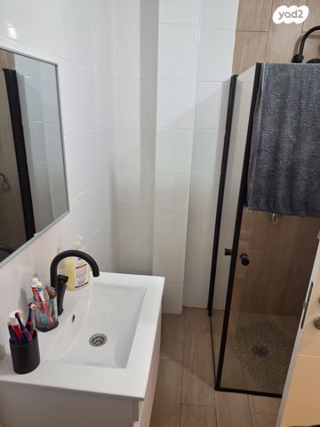 דירה, ליבורנו 11, רמת הנשיא, בת ים