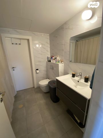 דירה, מנחם ארבר, נווה עופר, תל כביר, תל אביב יפו