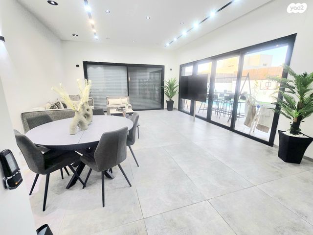 בית פרטי/ קוטג', באר גנים, באר גנים