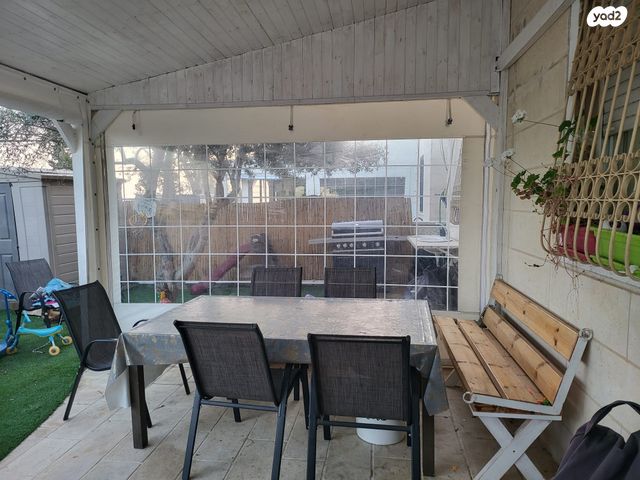 דירת גן, התאנה, המכבים, גבעת זאב