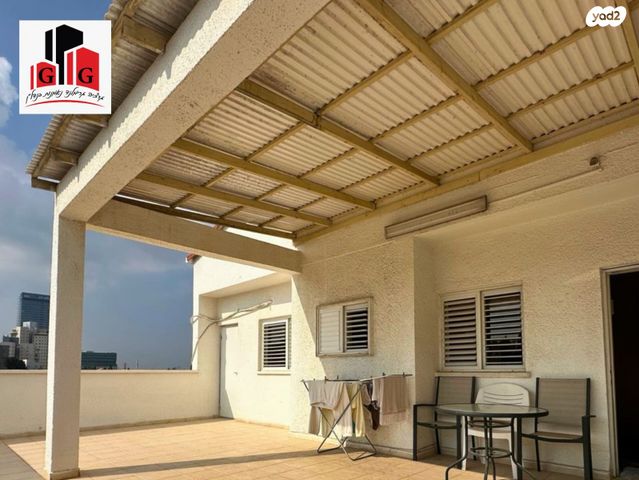 דופלקס, כפר סבא