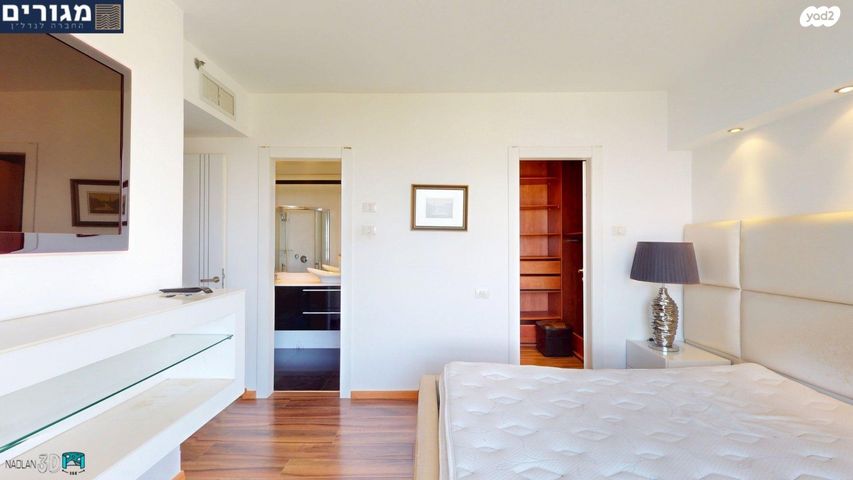 דירה, התאנה, נשר