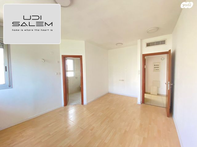 דירה, הרב שלום איפרגן, קרית השרון, נתניה