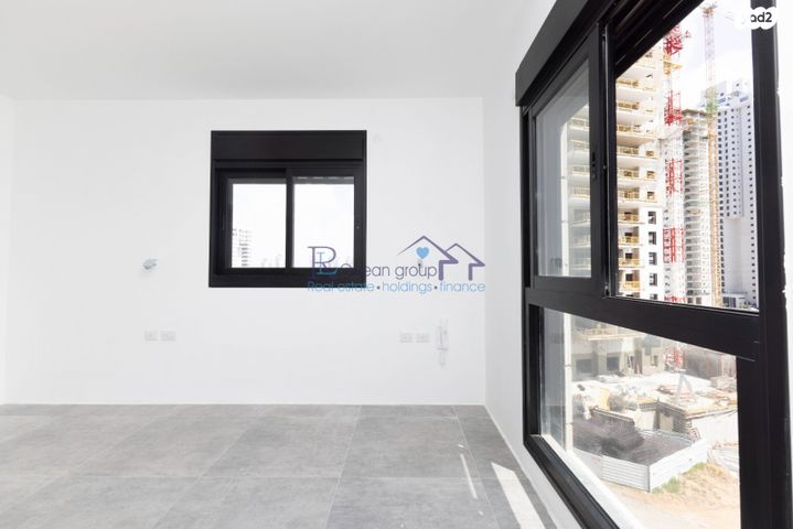 דירה, אמנון ליפקין שחק, נוף הטיילת, נתניה