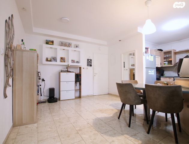 דירה, נווה גנים, קרית מוצקין