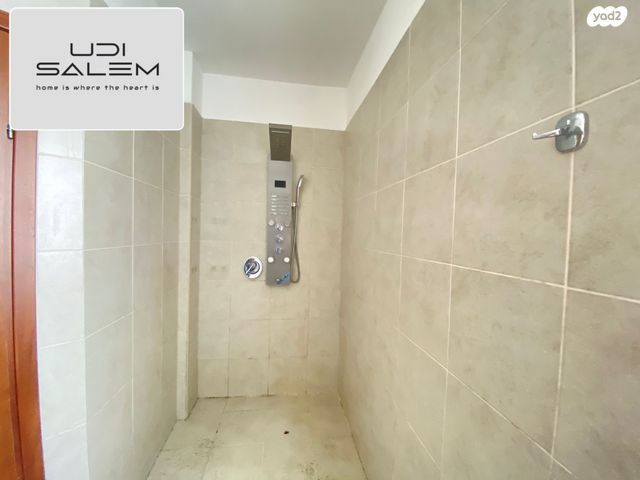 דירה, הרב שלום איפרגן, קרית השרון, נתניה