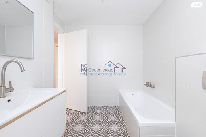 דירה, אמנון ליפקין שחק, נוף הטיילת, נתניה