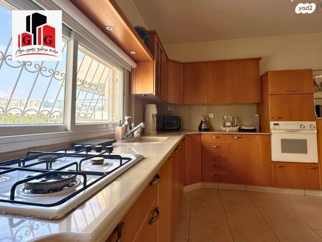 דופלקס, כפר סבא