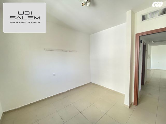 דירה, הרב שלום איפרגן, נתניה