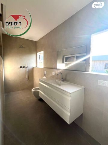 בית פרטי/ קוטג', לוחמי הגטאות, קרית יערים, רמת השרון