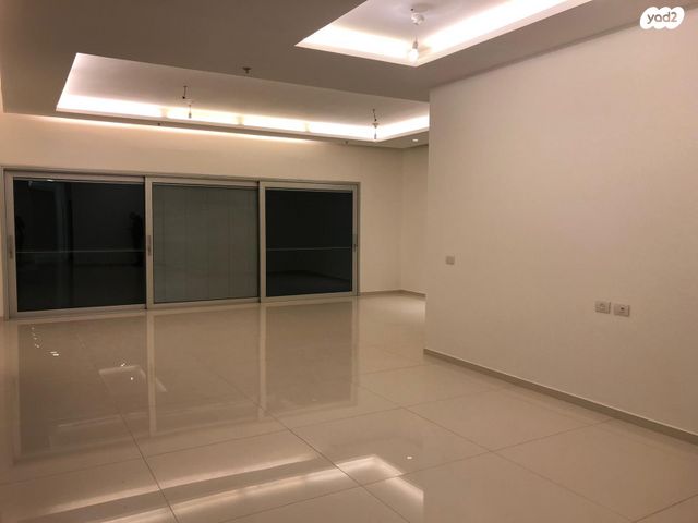 גג/ פנטהאוז, דודו דותן 14, עיר ימים, נתניה