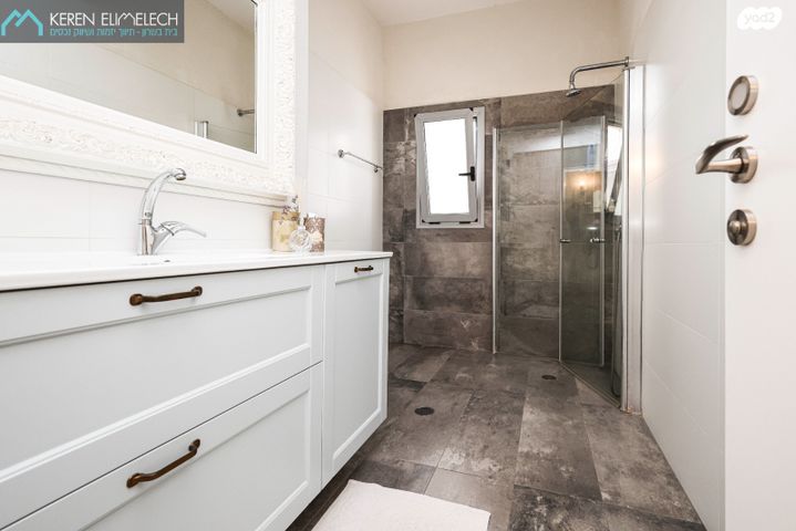 דופלקס, תל מונד