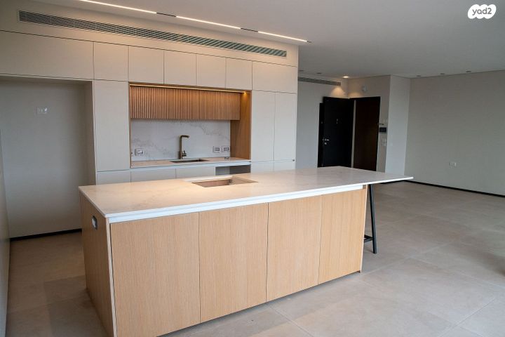 דירת גן, גבעת חנניה, אבו תור, ירושלים