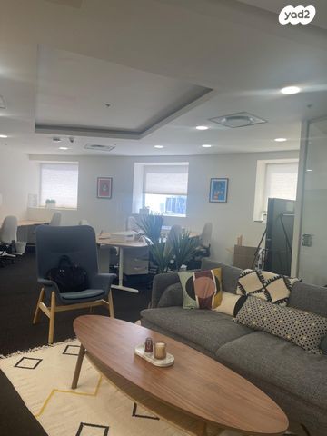 משרדים, דרך זאב ז'בוטינסקי, בורסה, רמת גן