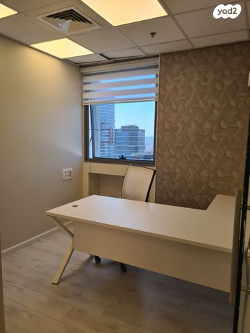 משרדים, דרך בן גוריון 1, אזור תעשיה צפון, בני ברק