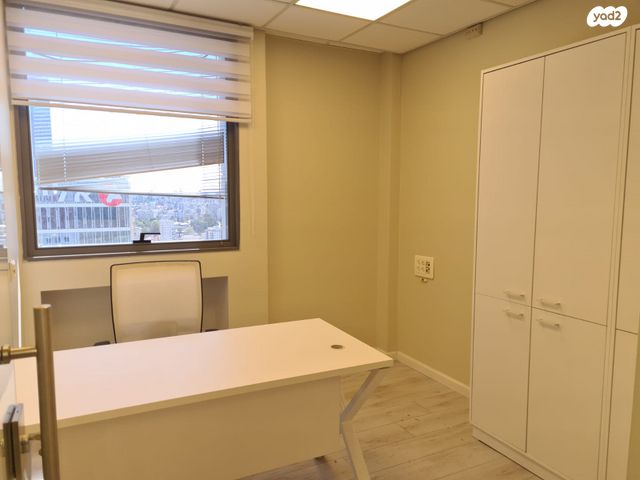 משרדים, דרך בן גוריון 1, אזור תעשיה צפון, בני ברק