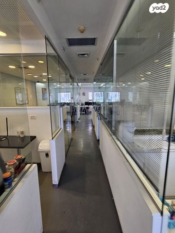 מבני תעשיה, יד חרוצים, תלפיות תעשיה ומסחר, ירושלים