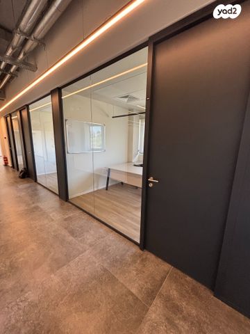 חנויות/ שטח מסחרי, שאר העיר, כפר סבא