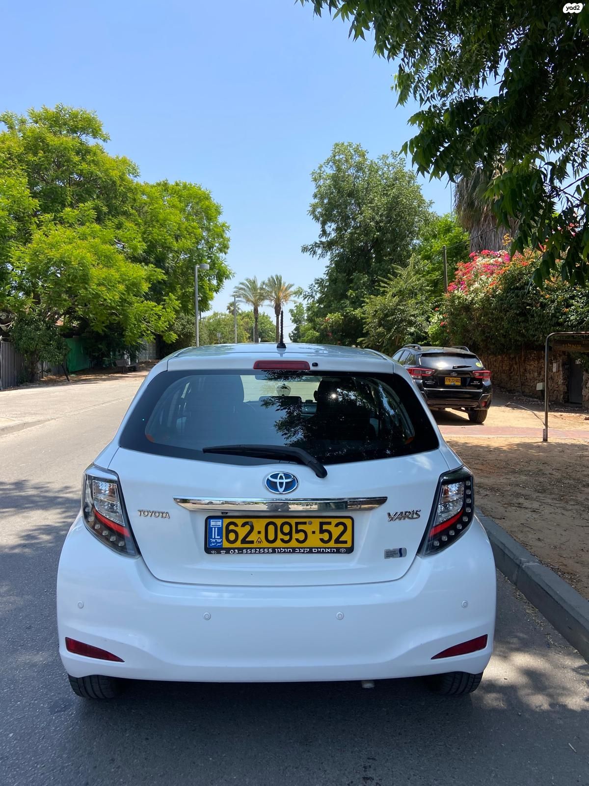 מודעת רכב טויוטה יאריס