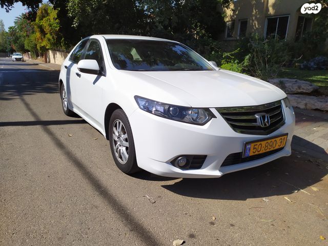 מודעת רכב הונדה אקורד