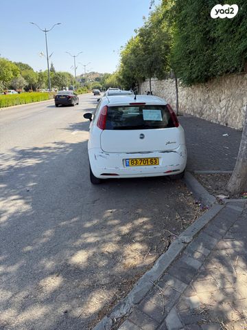 מודעת רכב פיאט פונטו
