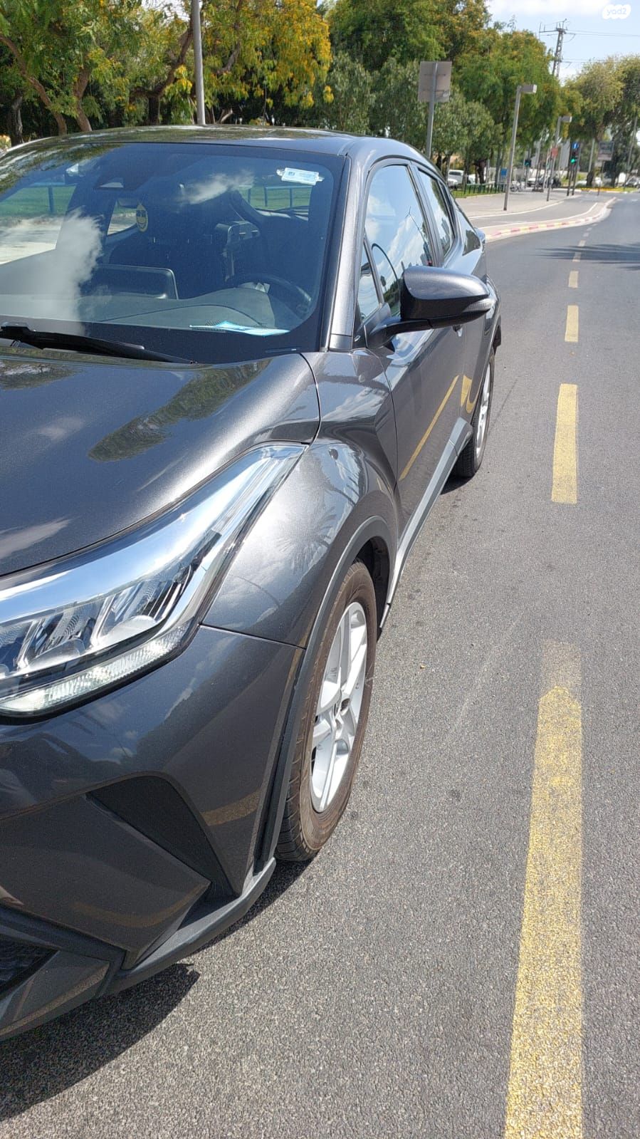 מודעת רכב טויוטה C-HR
