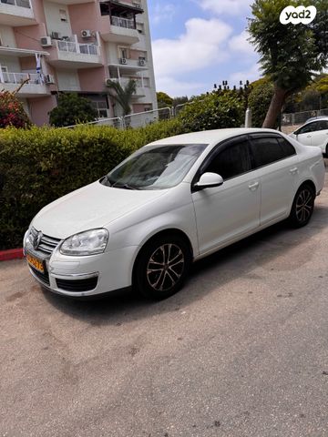 מודעת רכב פולקסווגן ג'טה 
