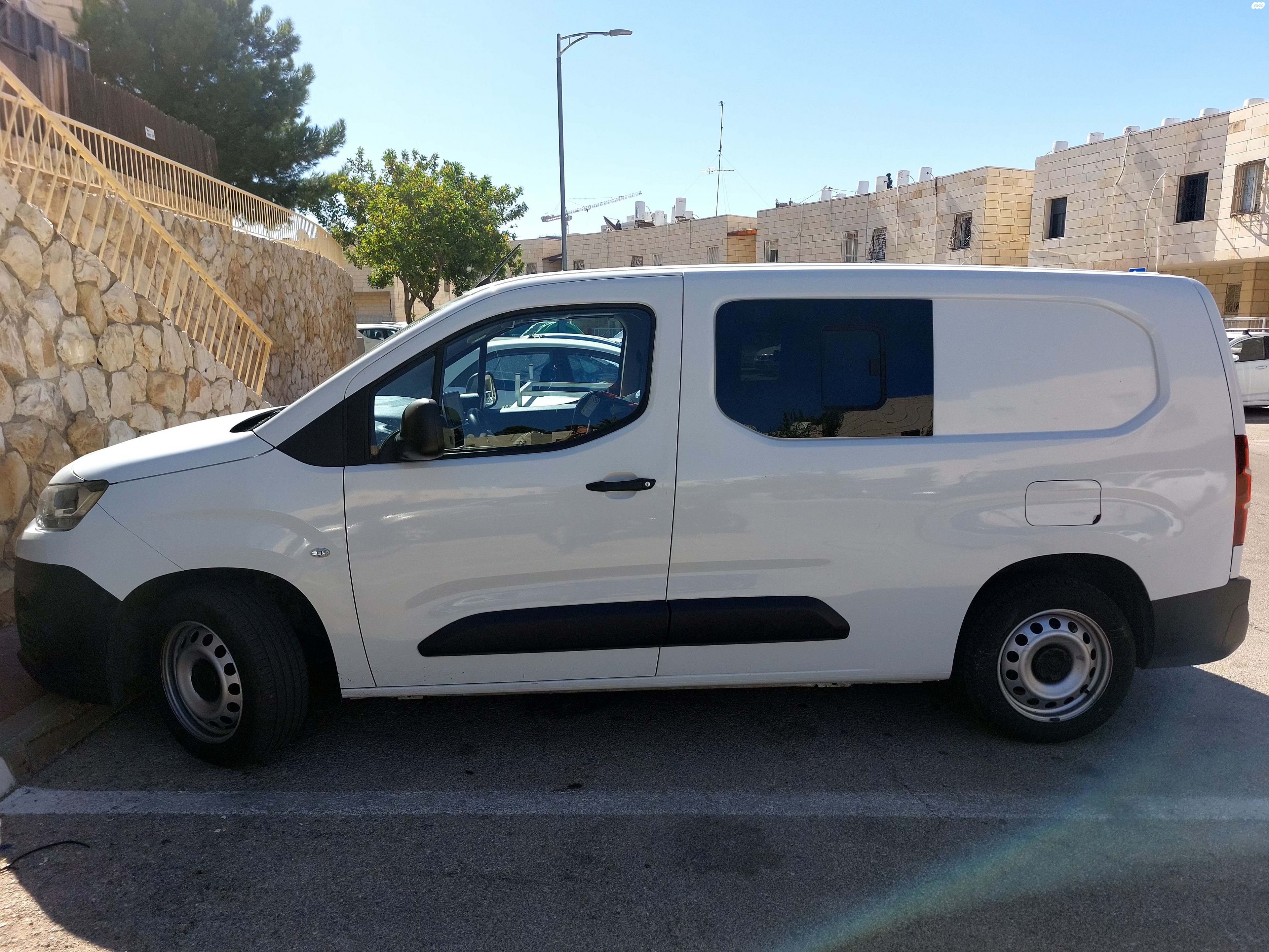 מודעת רכב סיטרואן ברלינגו